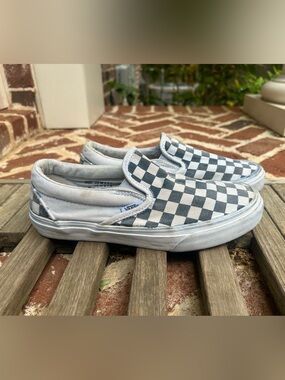 Vans OG Classic Checkerboard Slip-On Sneakers Black & White- Men 6, Women 7.5